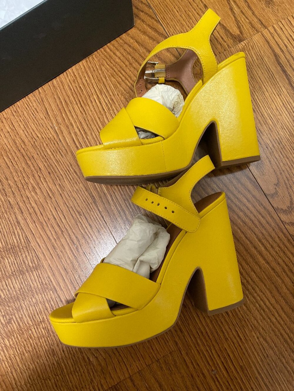 NEW Kate Spade Grace Platform Sandal in Marigold Yellow (Size 7.5)